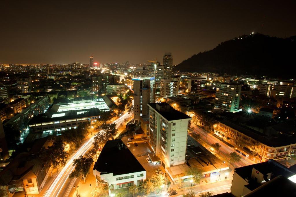 Apartamentos Capital Santiago Exterior photo